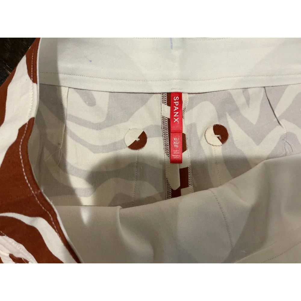 Spanx Polished 6" Short Print Zebra Brown White 20371R XL NWT - Picture 3 of 11